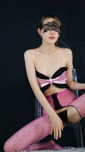 黑girl舞姿-映秀 馨予3期-23v-4.47G